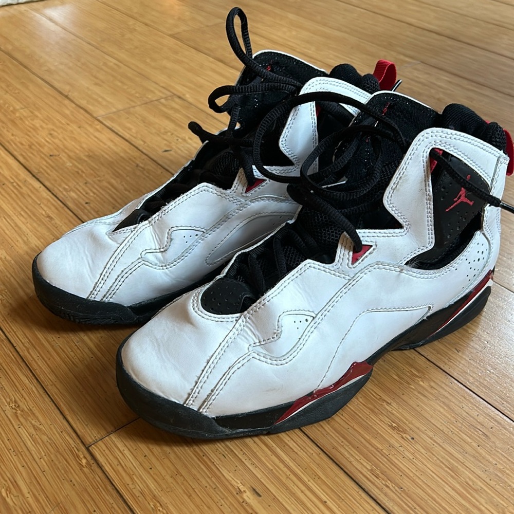 Jordan True Flight youth 5.5